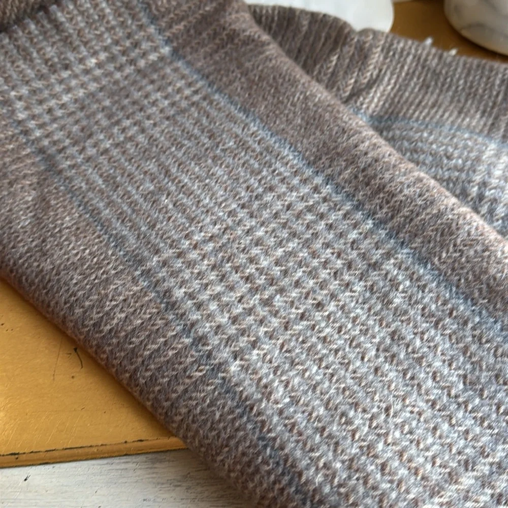 NWOT! Dunhill London 100% Cashmere Scarf